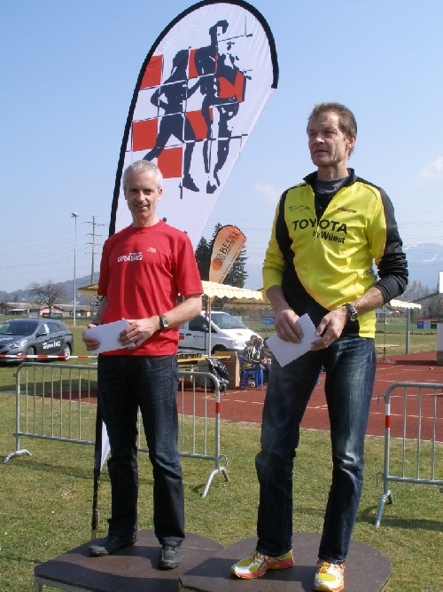 Siegerehrung M45 mit Andreas als Zweiter hinter Felix Schenk