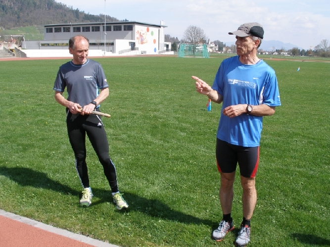 Markus und Berni geben ihre grosse Erfahrung in Bahntrainings weiter