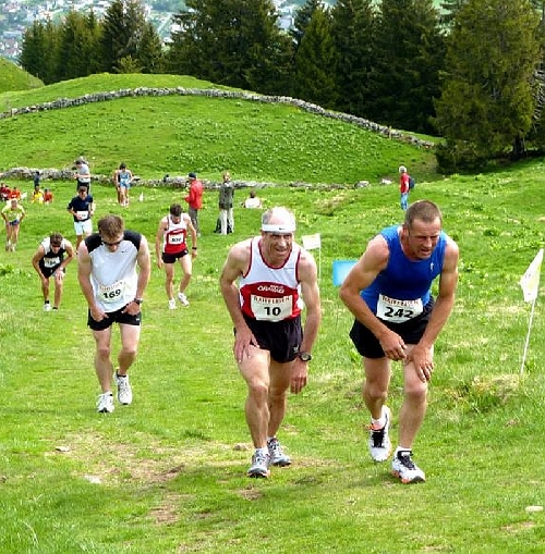 Berni im «Steilhang» kurz vom dem Ziel, mit wenig Rückstand folgt Guido