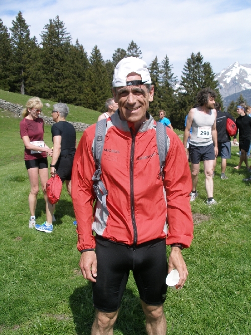 Berni als erster Mila im Ziel und als erster für den Rückmarsch bereit