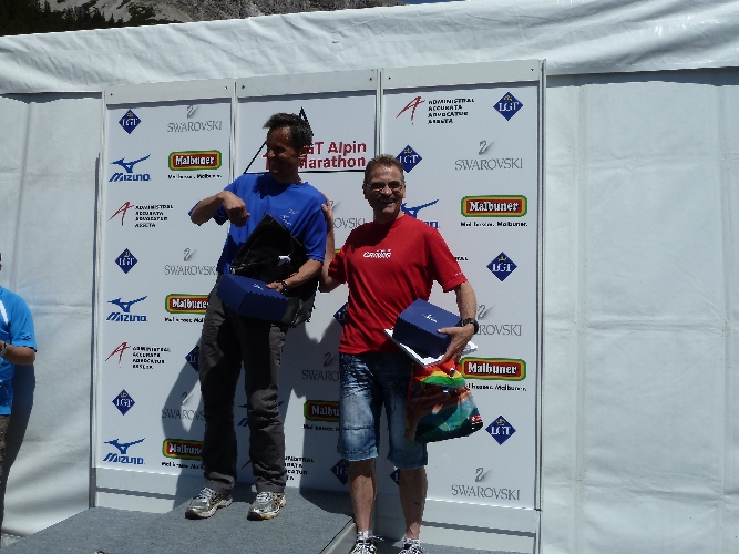 Felix auf dem Podest