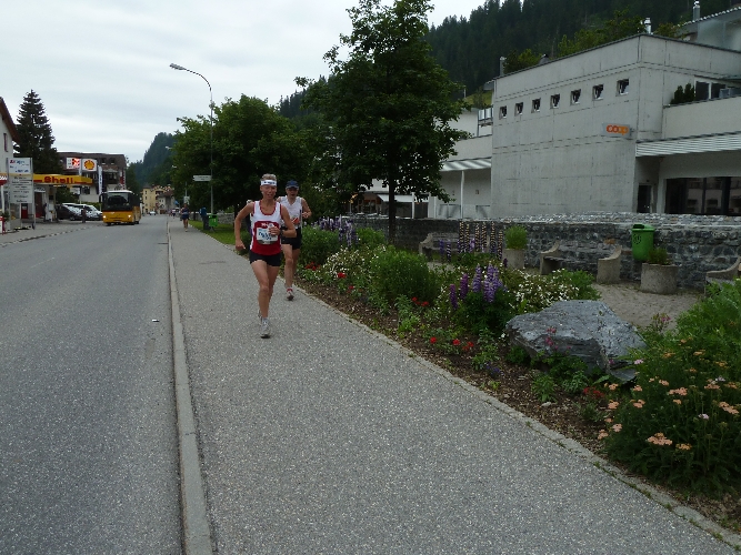 Denise läuft ein excellentes Rennen