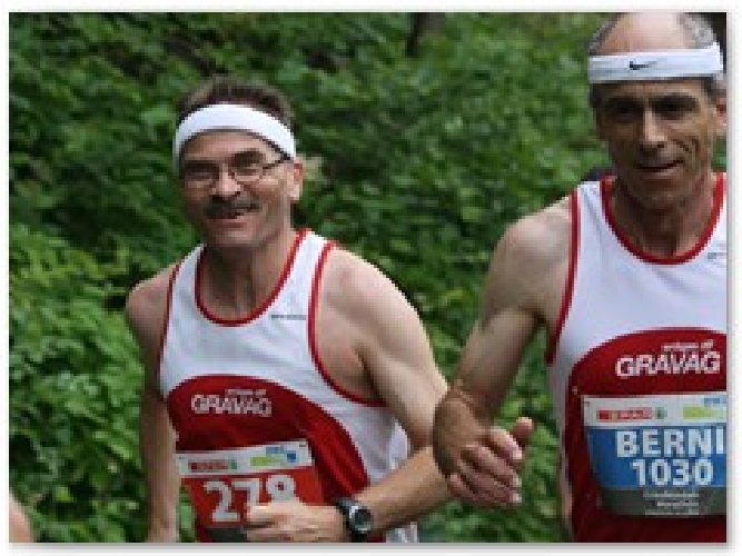 Felix und Berni gemeinsam auf den ersten Kilometern