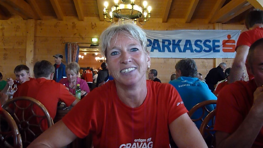 Edith nach dem Lauf: glücklich und zufrieden