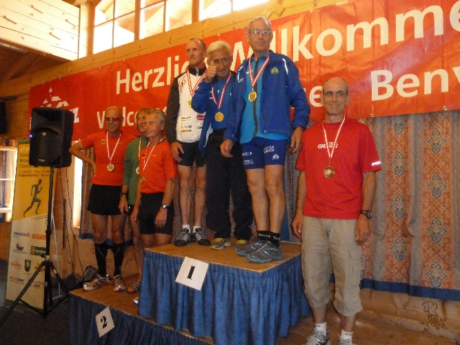 Berni bekam als Teambester M55 Schweiz eine zweite Bronzemedaille.