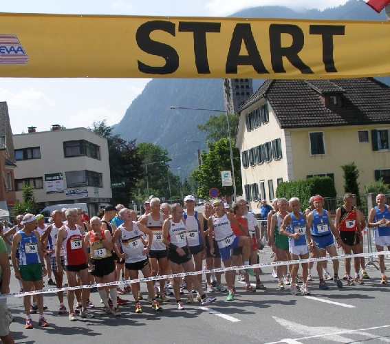 AK M65 und M70 kurz vor dem Start