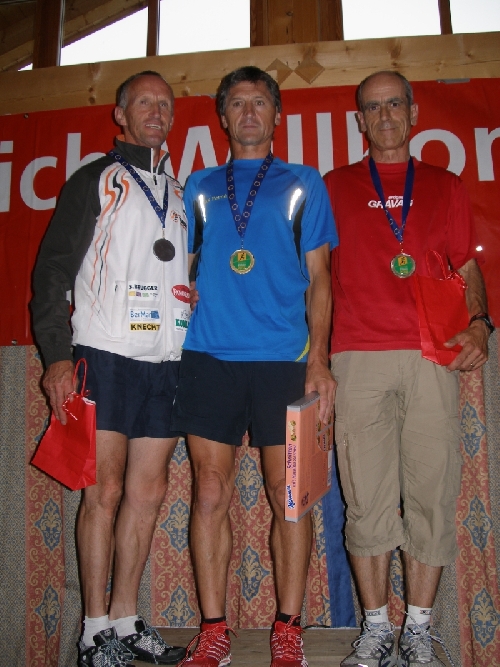 Siegerehrung M55: Bronzemedaille für Berni