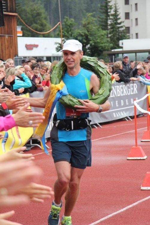 Tagesschnellster Jonas Buud im Ziel