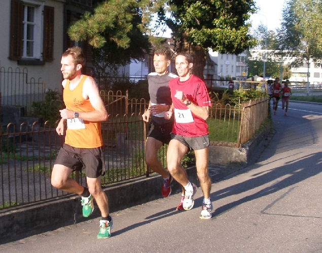 Zoltan hinter Daniel Thür