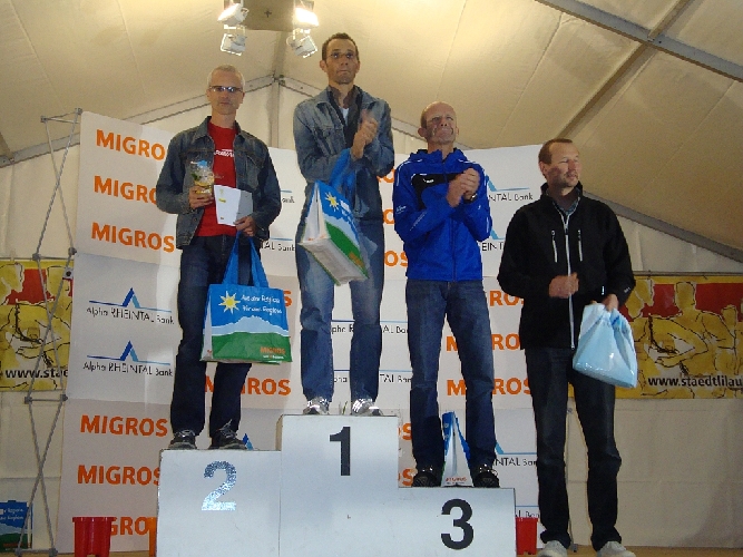 Andreas Weiler auf dem Podest: 2. Rang und schnellster Rheintaler in der Kateg. Sen. 2