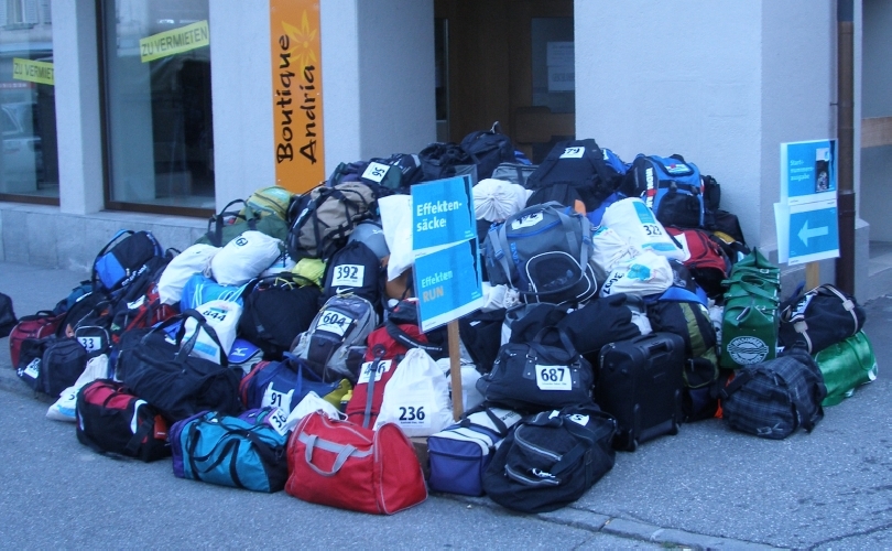 Das Gepäck, verladebereit