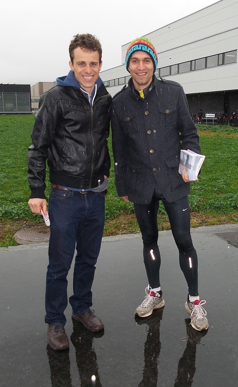 Ramon und Isi machen noch etwas Werbung für den Rheintal Duathlon