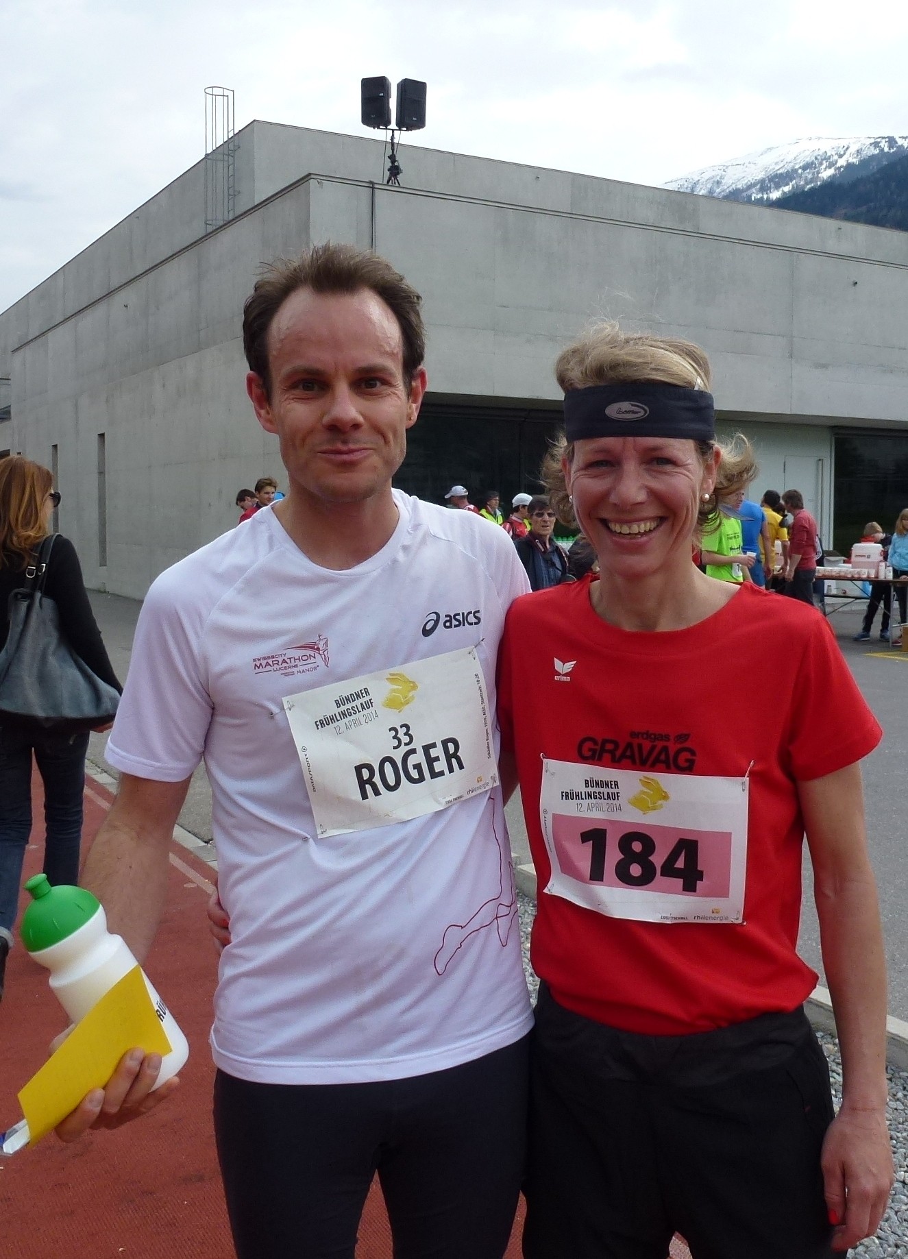 Roger Schädler zusammen mit der Damensiegerin