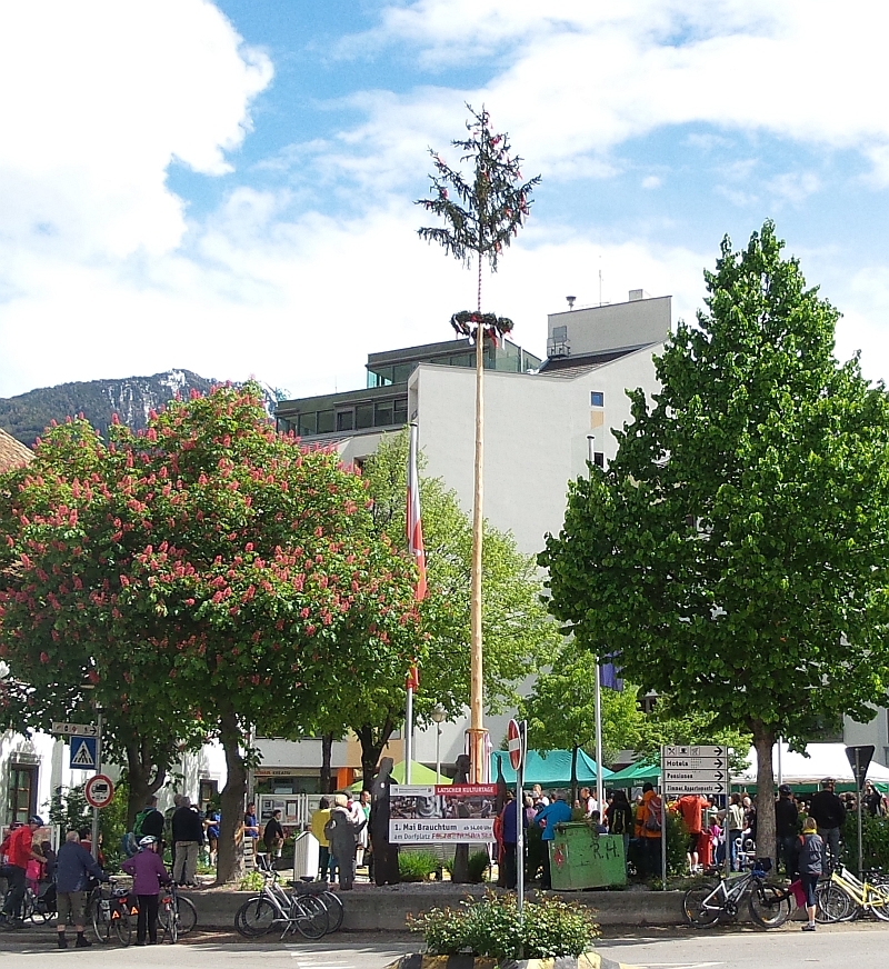 Da steht er und dann darf gefeiert werden