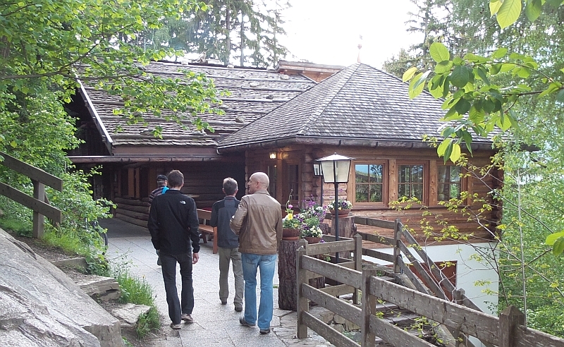 Der Bierkeller, ein Ort, der weit herum bekannt ist für seine Grillspezialitäten.