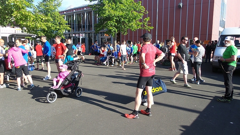 Feststimmung schon vor dem Start in Grabs