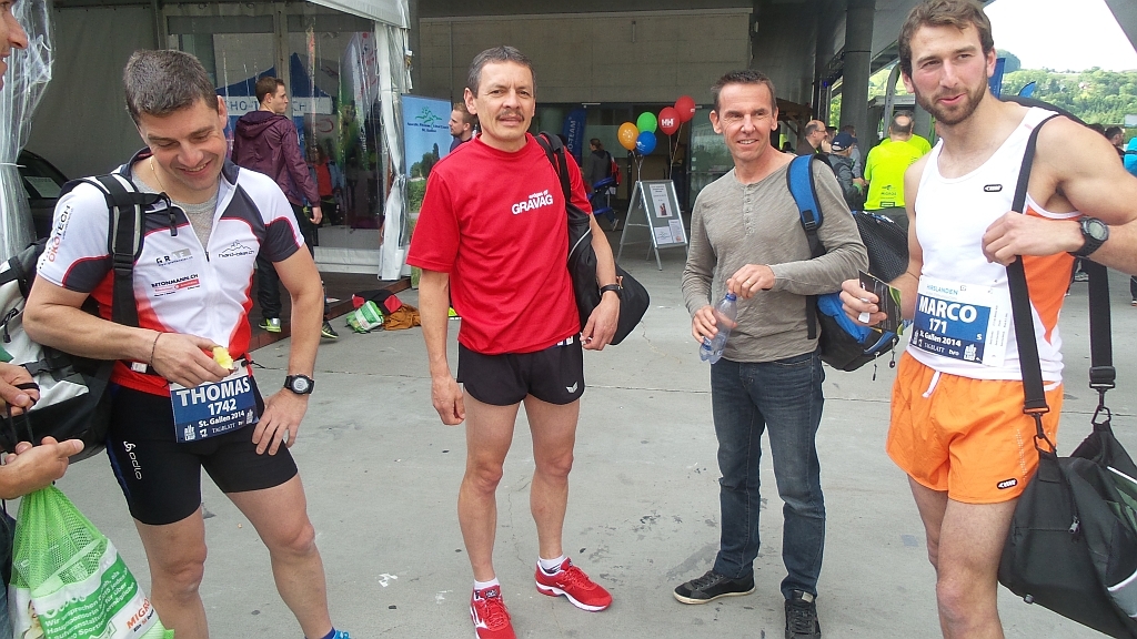 Thomas, Roland, Fredy und Marco machen sich langsam für den Start bereit