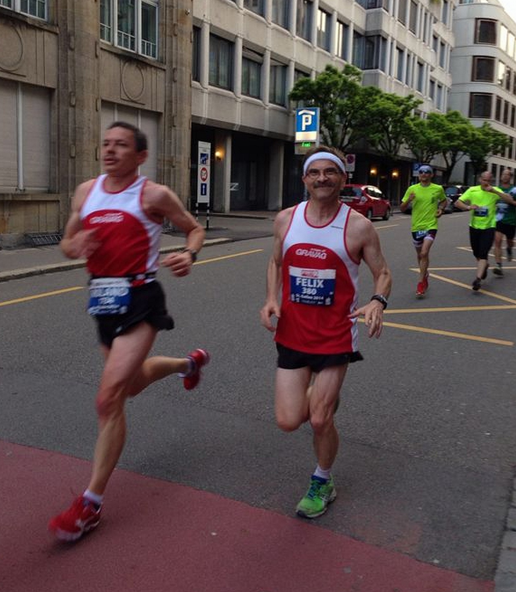 Roland und Felix bei KM 9 noch zusammen