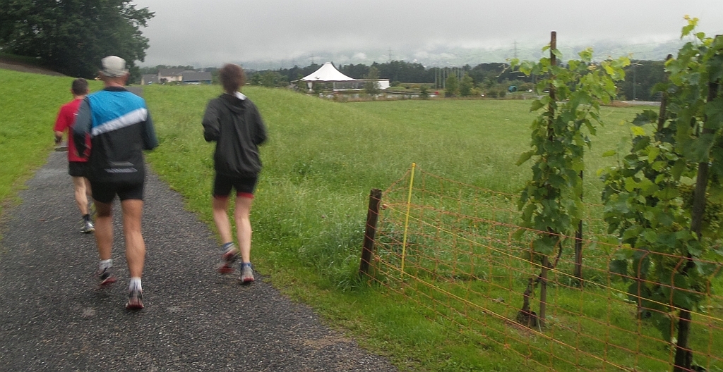 Auf dem letzten Kilometer, die Freizeitanlage im Blickfeld