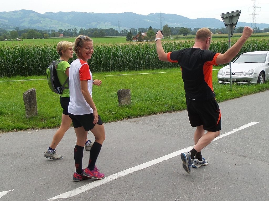 Die Gruppe «Geniesser»: Siegerpose schon am Start!