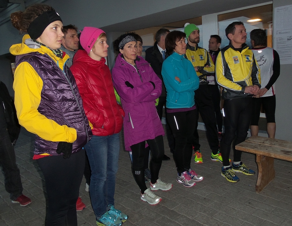 Noch sind alle warm eingepackt