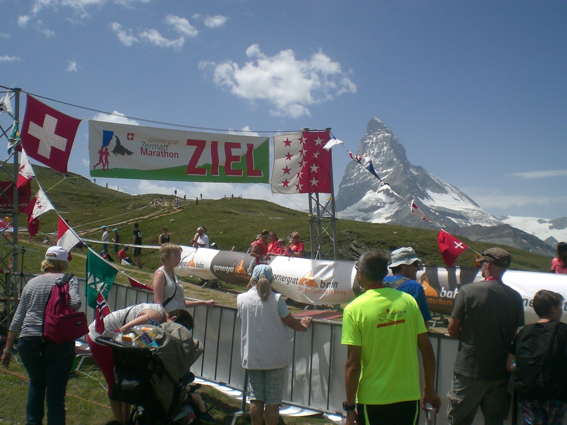 0_NEWS462_1437037669_Int-18