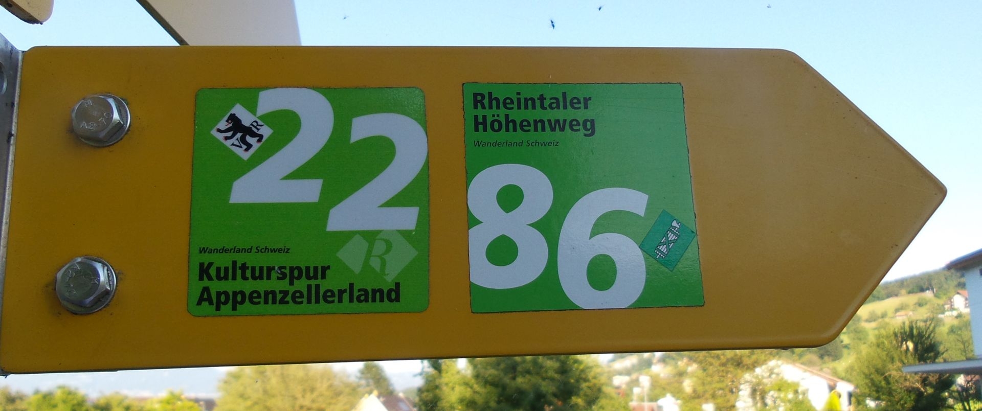 zum Teil geht’s über den Rheintaler Höhenweg und die Kulturspur Appenzellerland