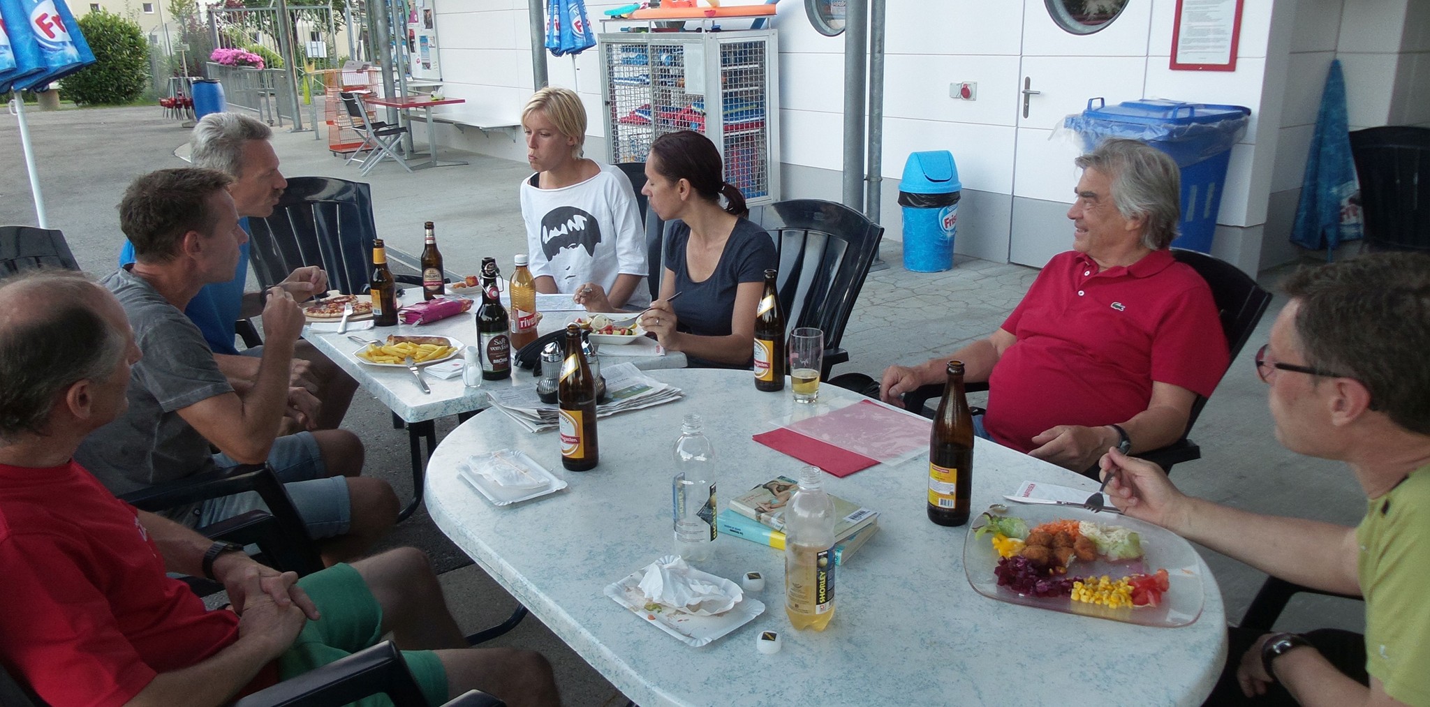 gemütliches Zusammensein in der Badibeiz