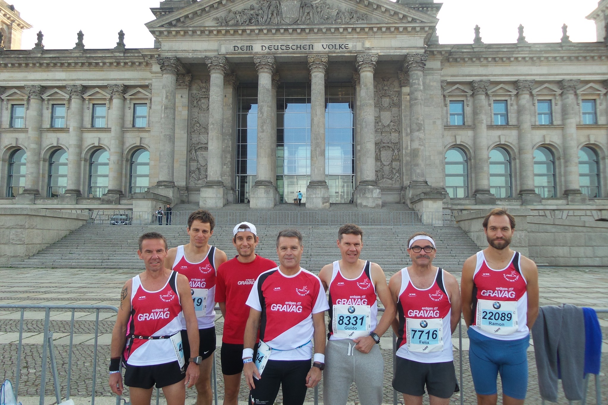 Die sieben Milas vor dem Start