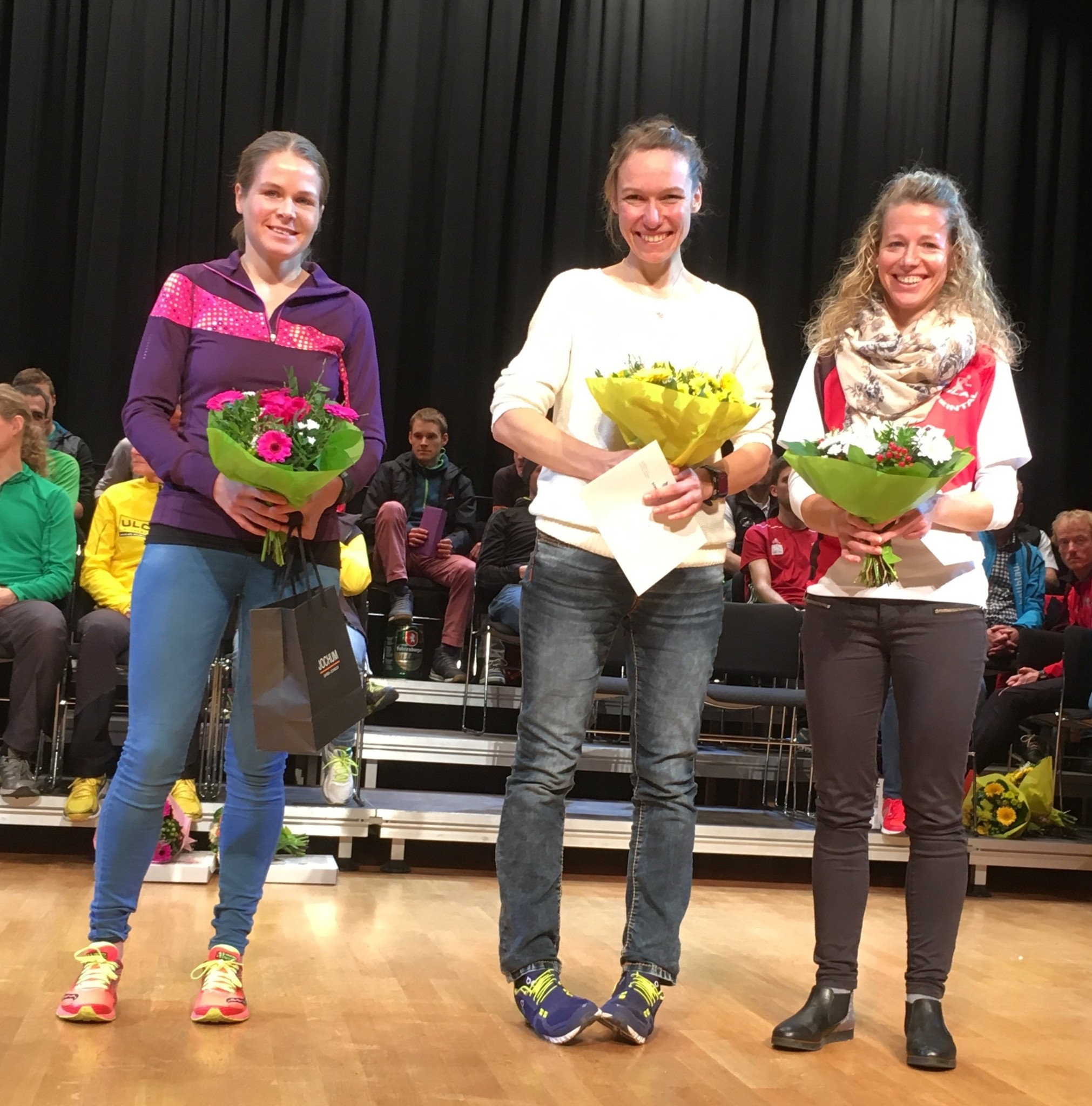 Denise, zusammen mit Tagessiegerin Michèle Gantner und Denise Neufert
