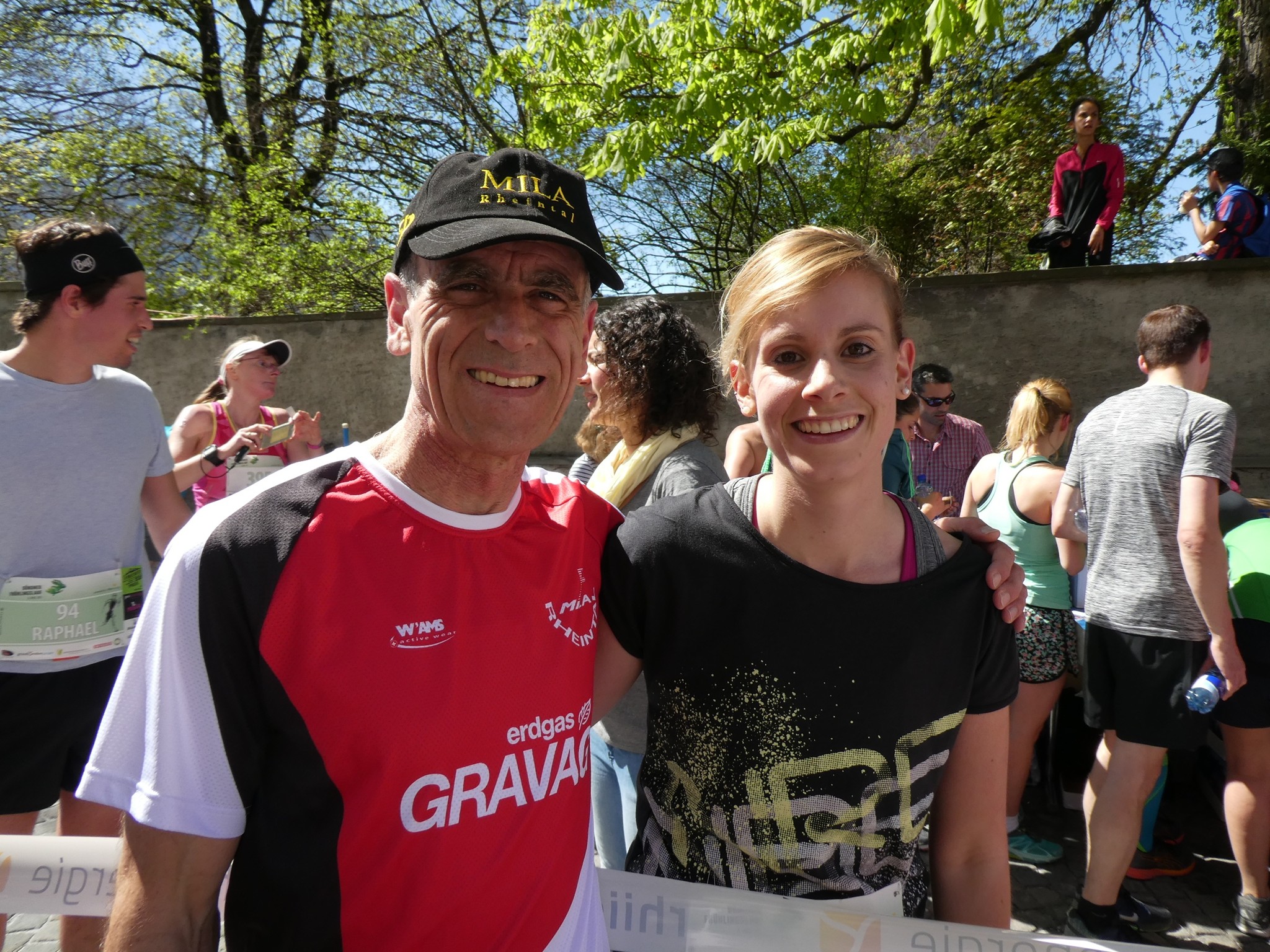 Berni mit Tochter Corinne im Ziel