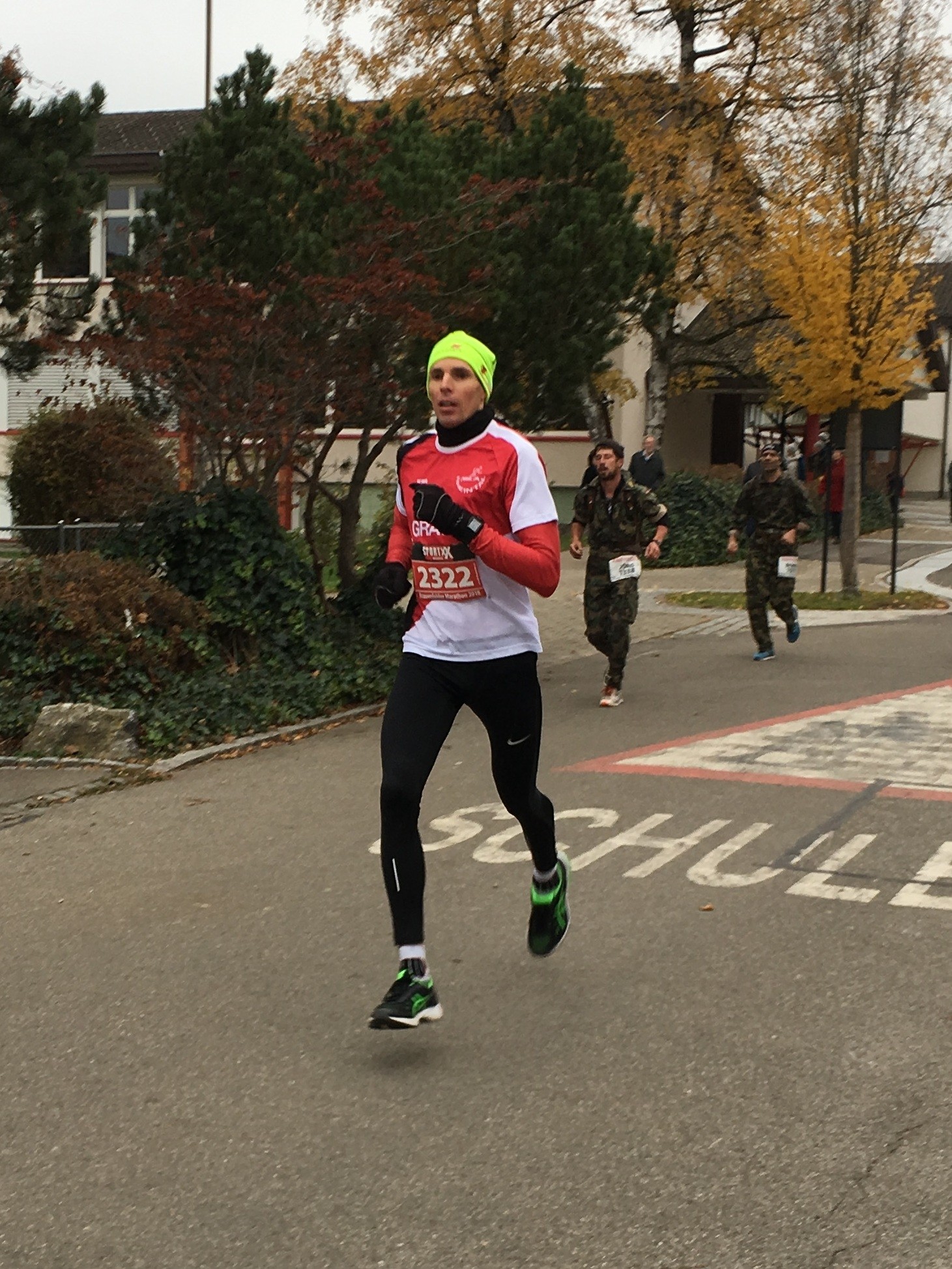 Zoltan rauscht daher