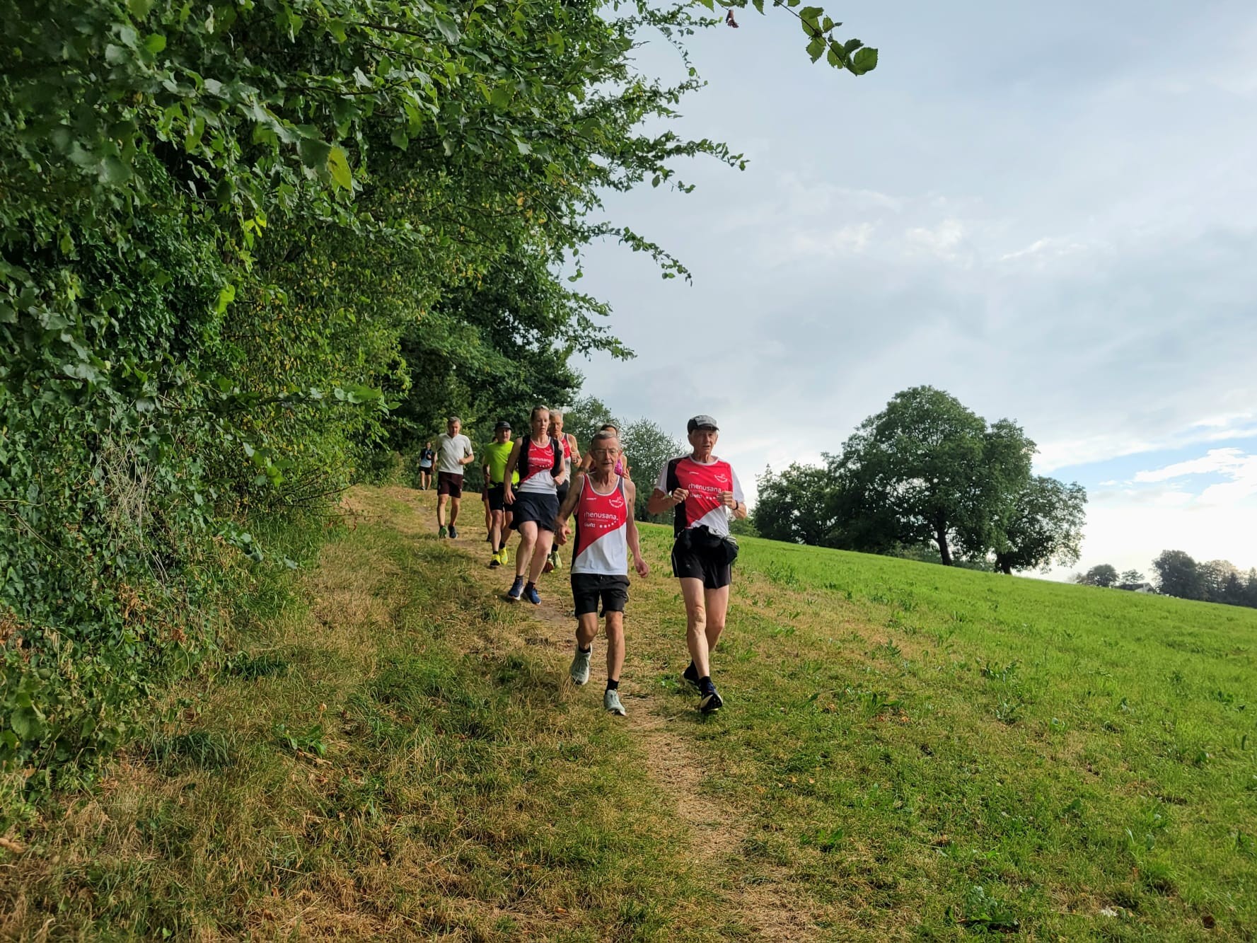 Mila-Rheineck-04-r